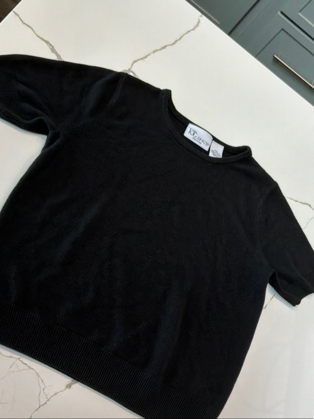 The Tog Shop Medium Petite Black Short-Sleeve Crewneck Sweater - K. Shop